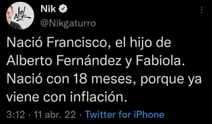 Cada vez más miserable, el plagiador Nik publicó un ofensivo tuit por el nacimiento del hijo de Alberto, y tuvo que borrarlo